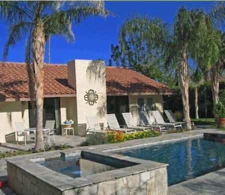 Triangle Inn Clothing Optional Resort For Men Palm Springs Ngoại thất bức ảnh