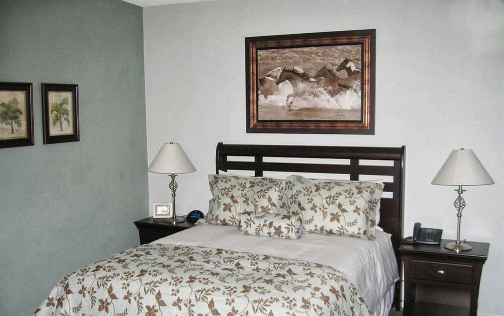 Triangle Inn Clothing Optional Resort For Men Palm Springs Ngoại thất bức ảnh