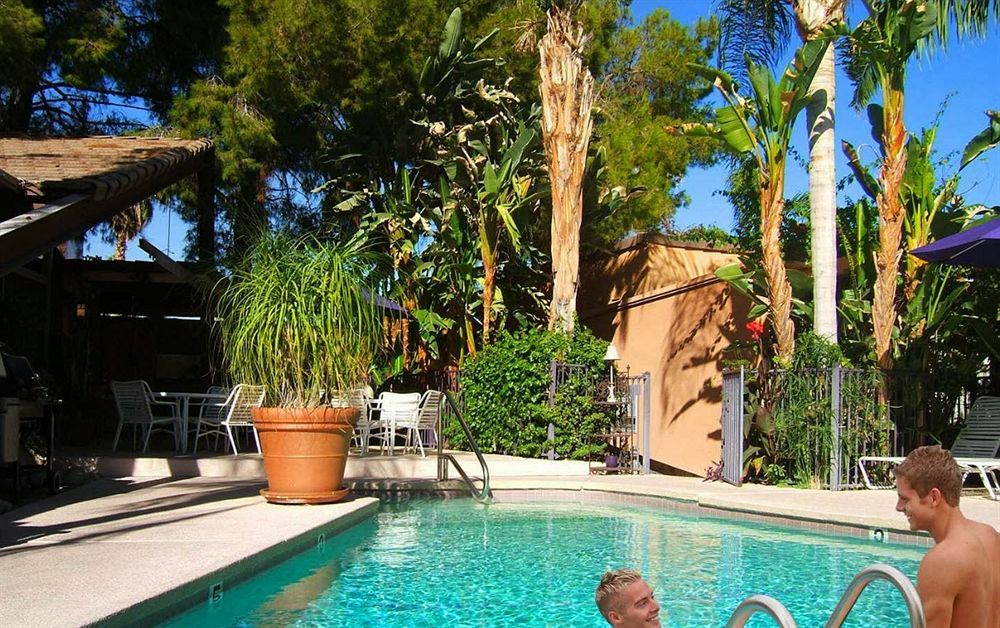 Triangle Inn Clothing Optional Resort For Men Palm Springs Ngoại thất bức ảnh